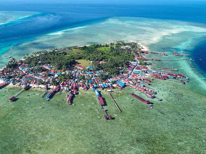 derawan island