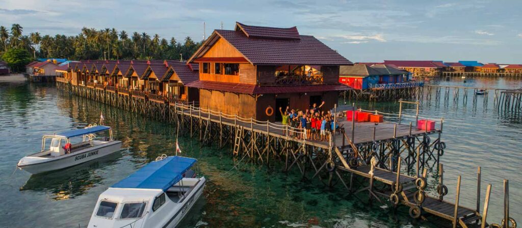 scuba junkie sangalaki derawan